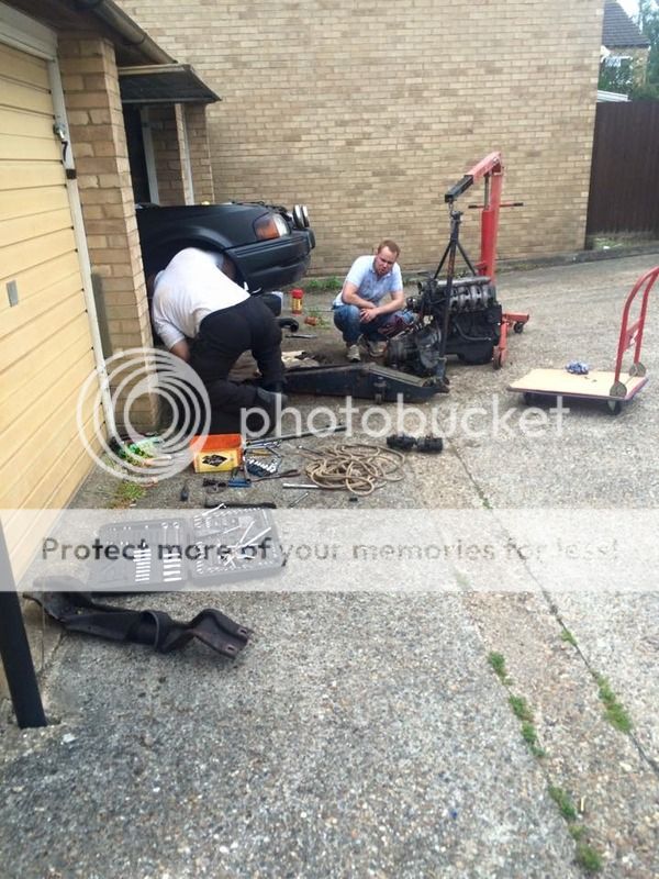 11013420_10152833280801237_2823779295820